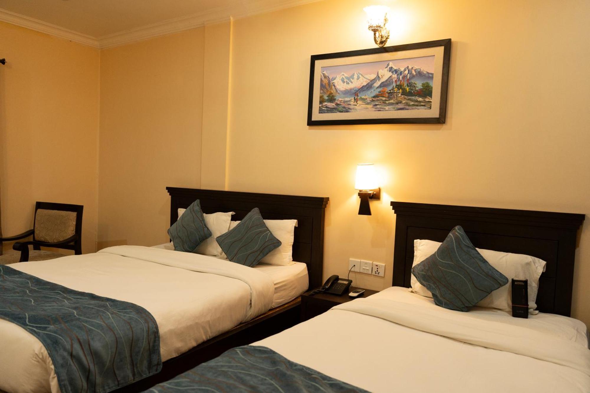 Hotel Maden Inn Itahari Ngoại thất bức ảnh