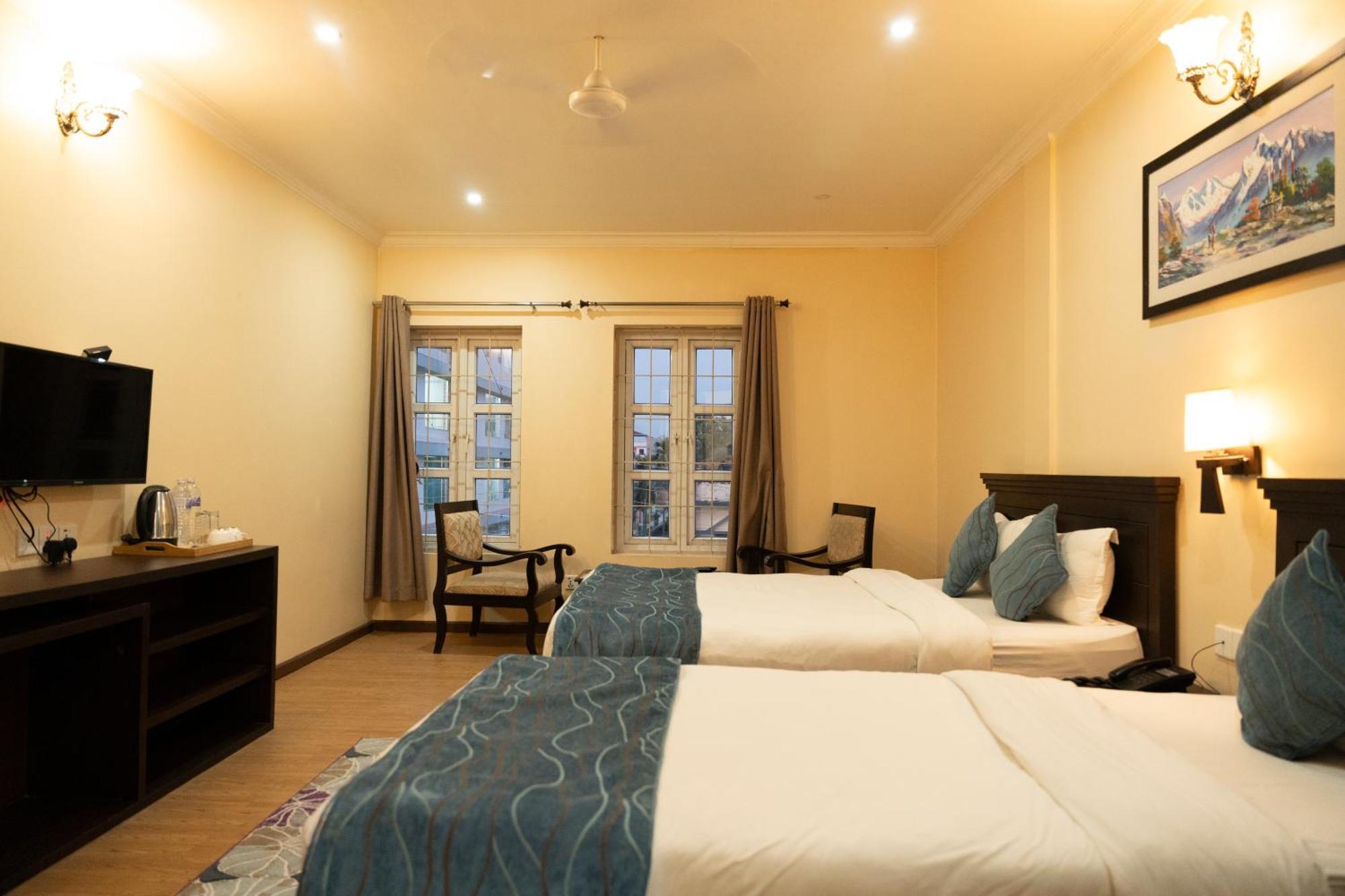 Hotel Maden Inn Itahari Ngoại thất bức ảnh