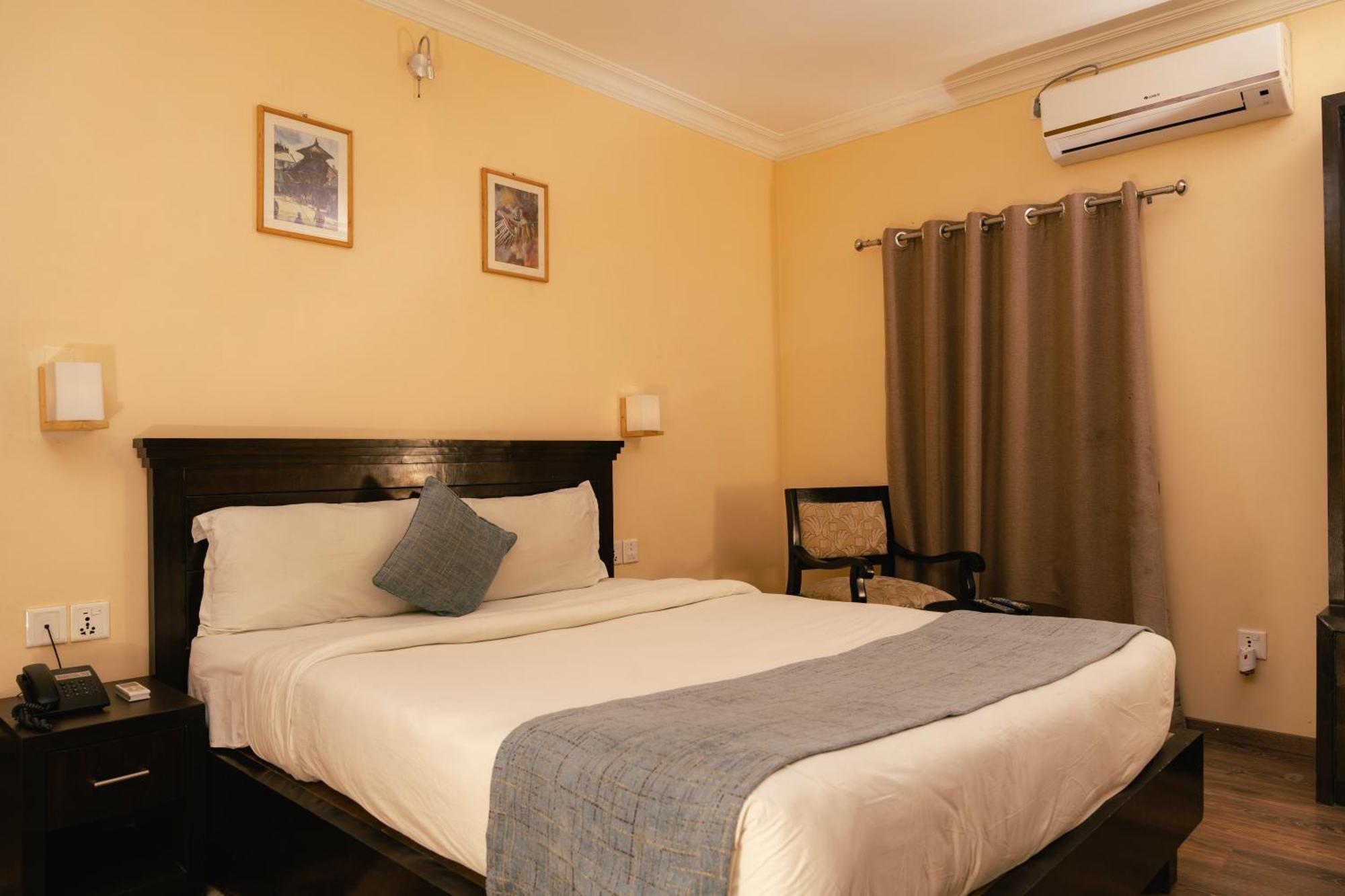 Hotel Maden Inn Itahari Ngoại thất bức ảnh