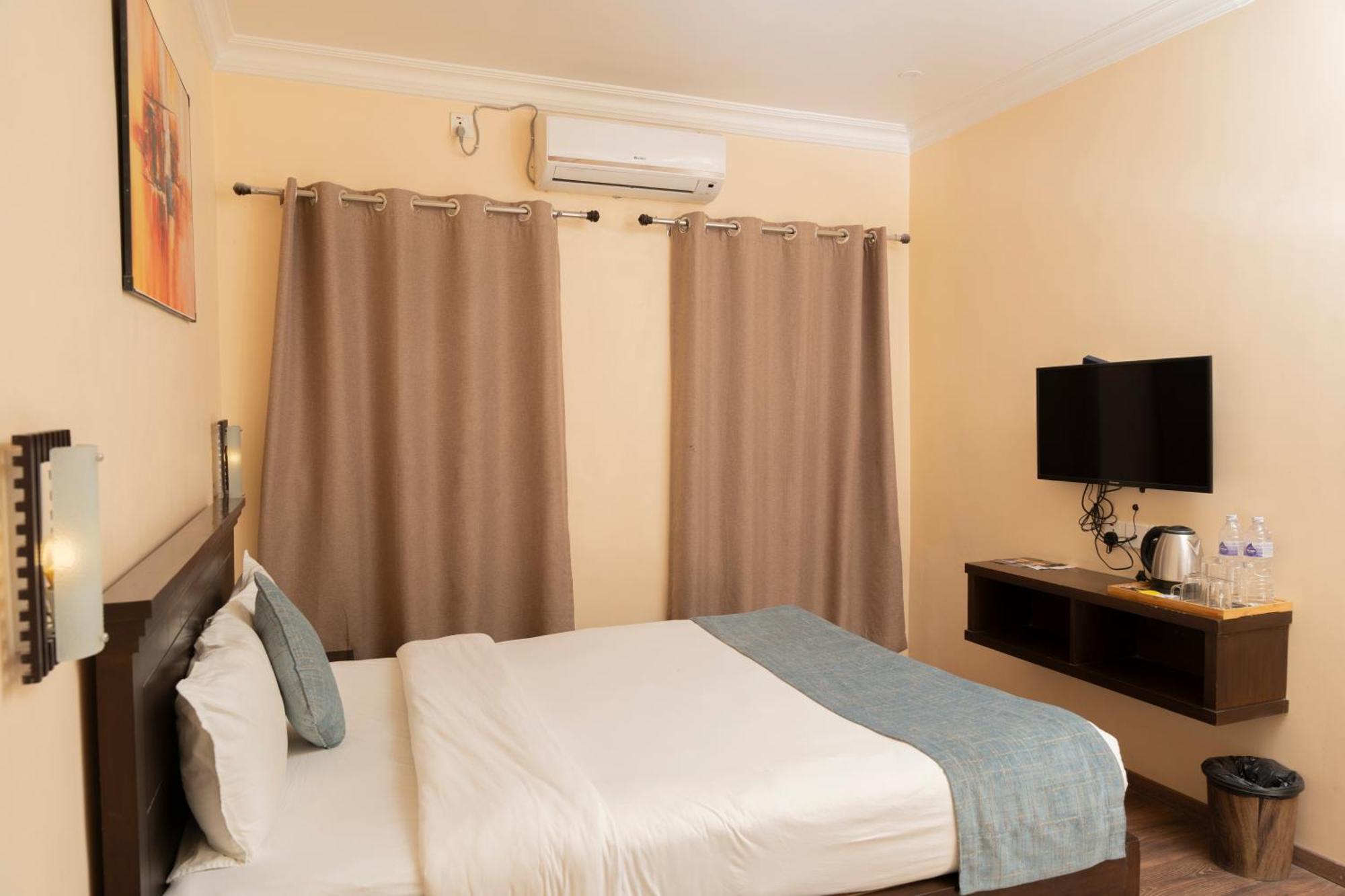 Hotel Maden Inn Itahari Ngoại thất bức ảnh