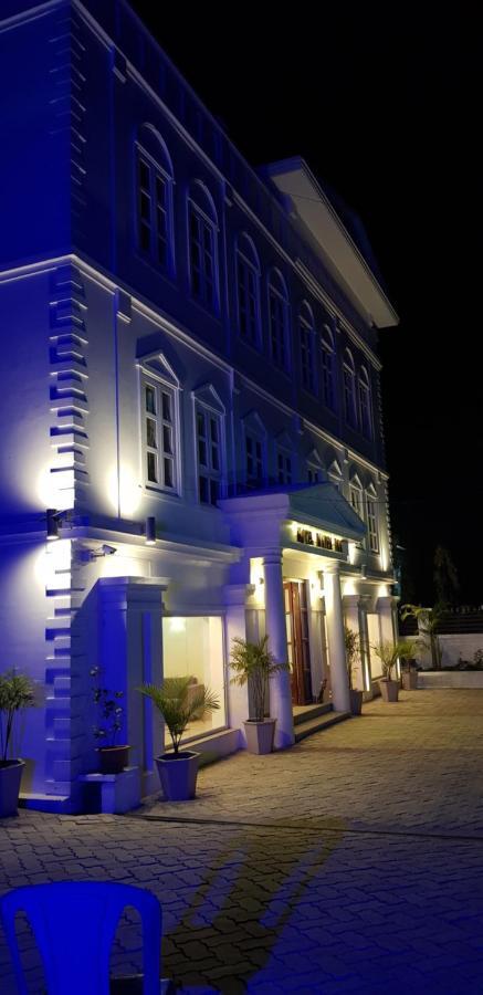 Hotel Maden Inn Itahari Ngoại thất bức ảnh